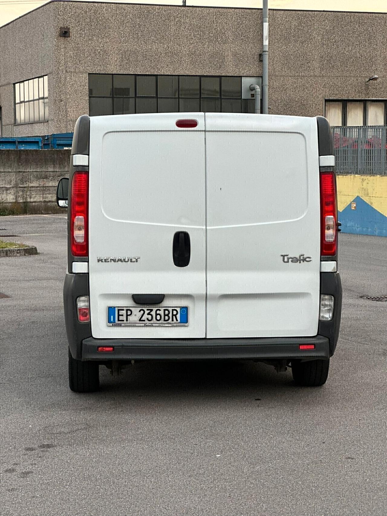 RENAULT TRAFIC ANNO 2012 EURO5B SUPER PREZZO!