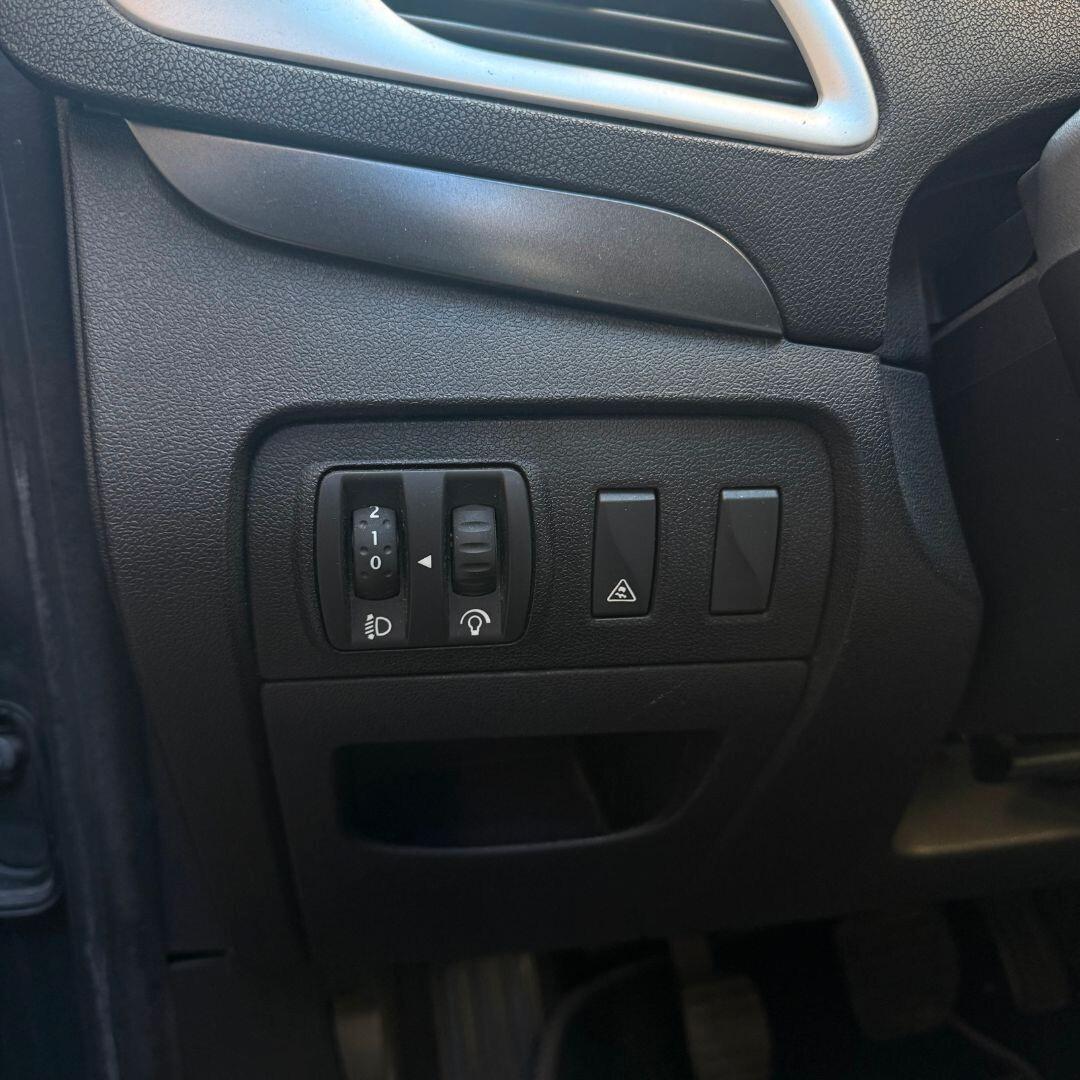 Renault Scénic 1.5 dCi 110CV EDC Luxe