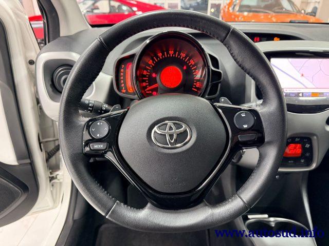 TOYOTA Aygo 1.0 VVT-i 69 CV 5 porte x-play MMT