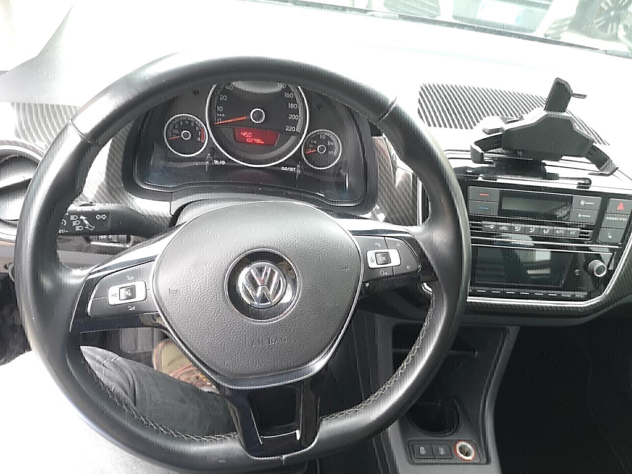 Volkswagen up! 1.0 75 CV 5p. high up!