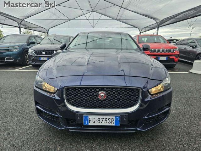 JAGUAR XE XE 2.0d Pure Business edition 180cv tg: FG873SR