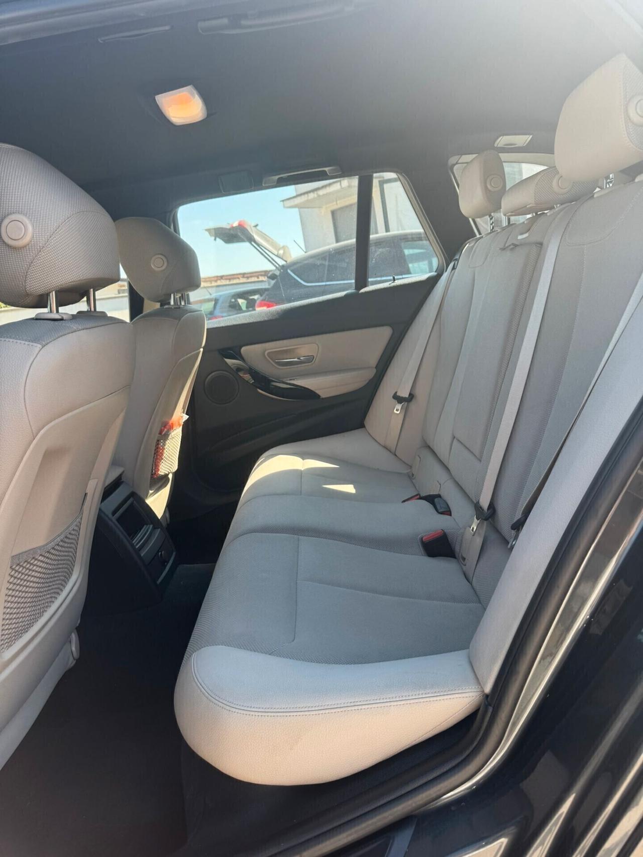 Bmw 318 318d Touring Luxury
