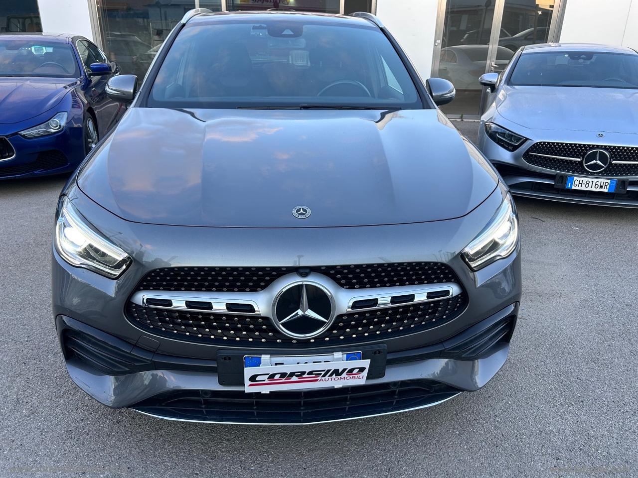 MERCEDES-BENZ GLA 200 d Automatic Premium