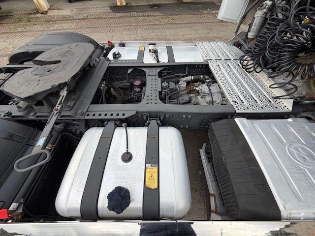 MERCEDES-BENZ ACTRO 1848