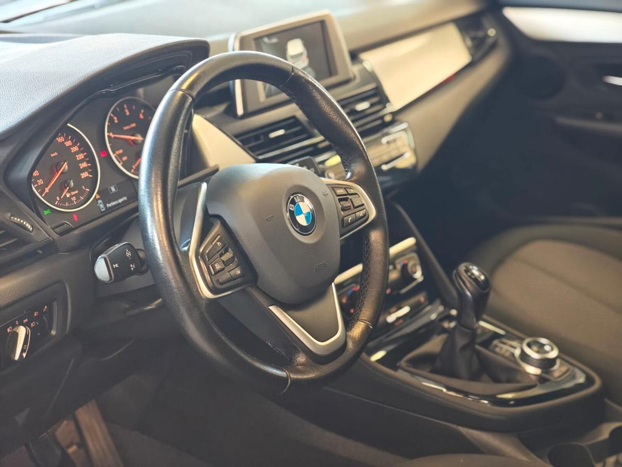 Bmw 2er Active Tourer 216d Luxury