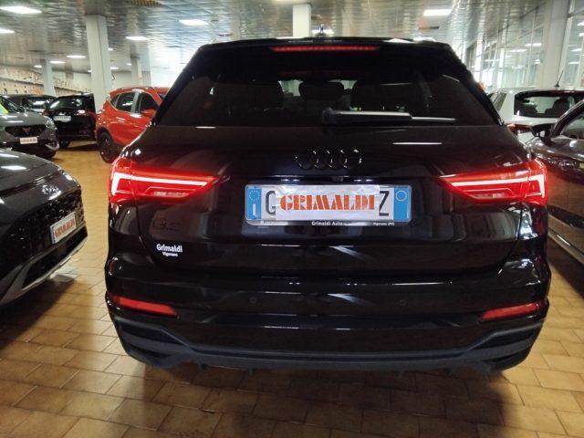 AUDI Q3 35 TDI S tr.Identity Black 20" FULL