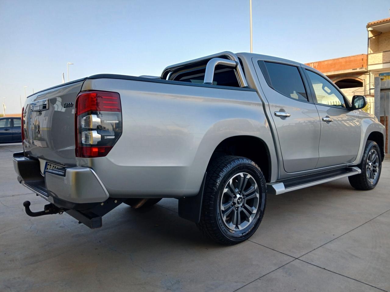 MITSUBISHI New L200 Intense 2.200 DI-D 150cv 4WD
