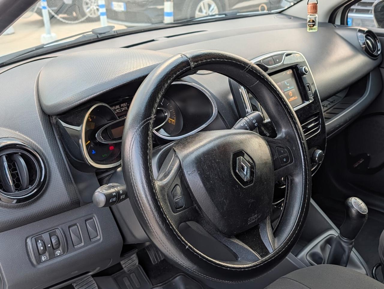 RENAULT CLIO 1.5 Dci 75 Cv '14
