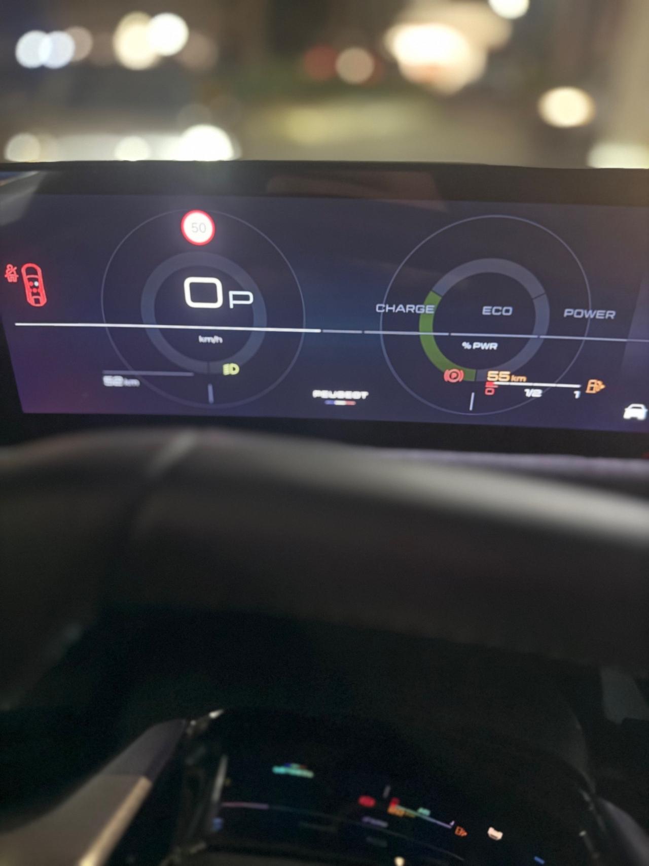 Peugeot 3008 Hybrid 145 e-DCS6 Allure Business