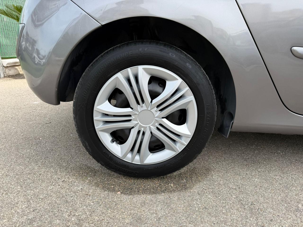 Renault Modus Grand 1.5 DIESEL - Anno 2011 - NEOPATENTATO