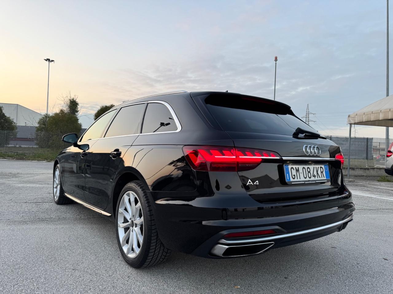 AUDI A4 2.0 Advanced S-Tronic - Virtual Matrix 18