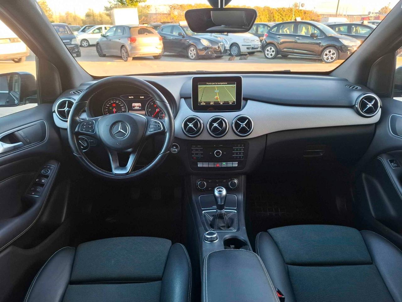 Mercedes-benz B 180 d Sport - 2016 LED/NAVI/RETRO