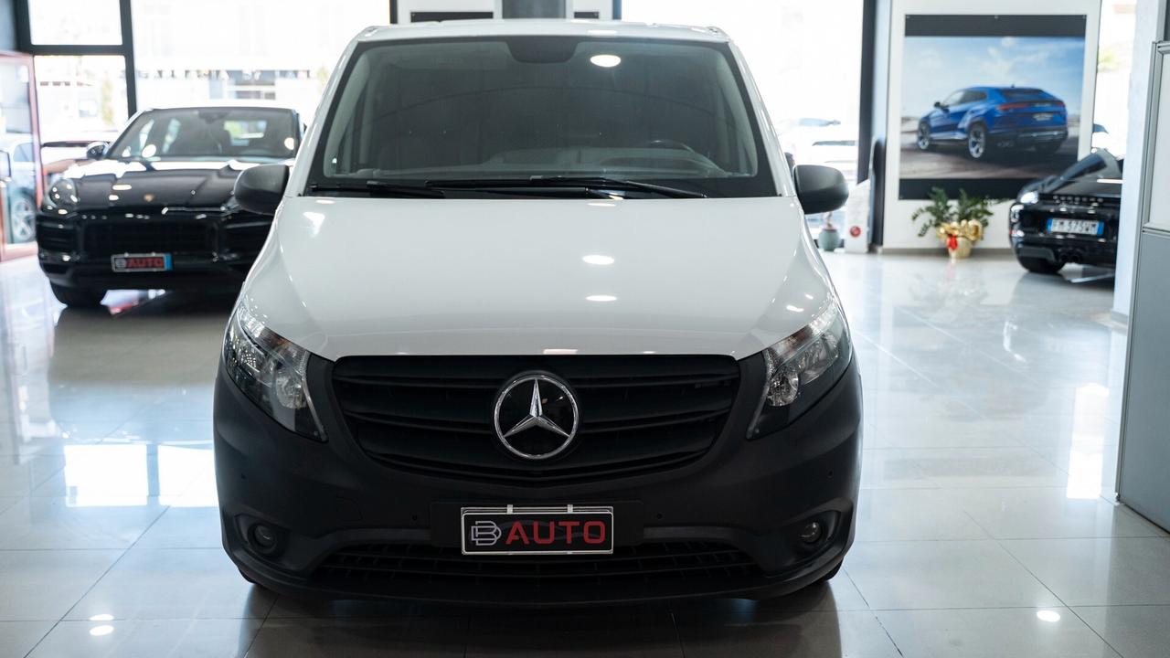 Mercedes-benz Vito 2.0 116 CDI AUTO LONG 3 POSTI PELLE NAVI FULL OPTIONAL