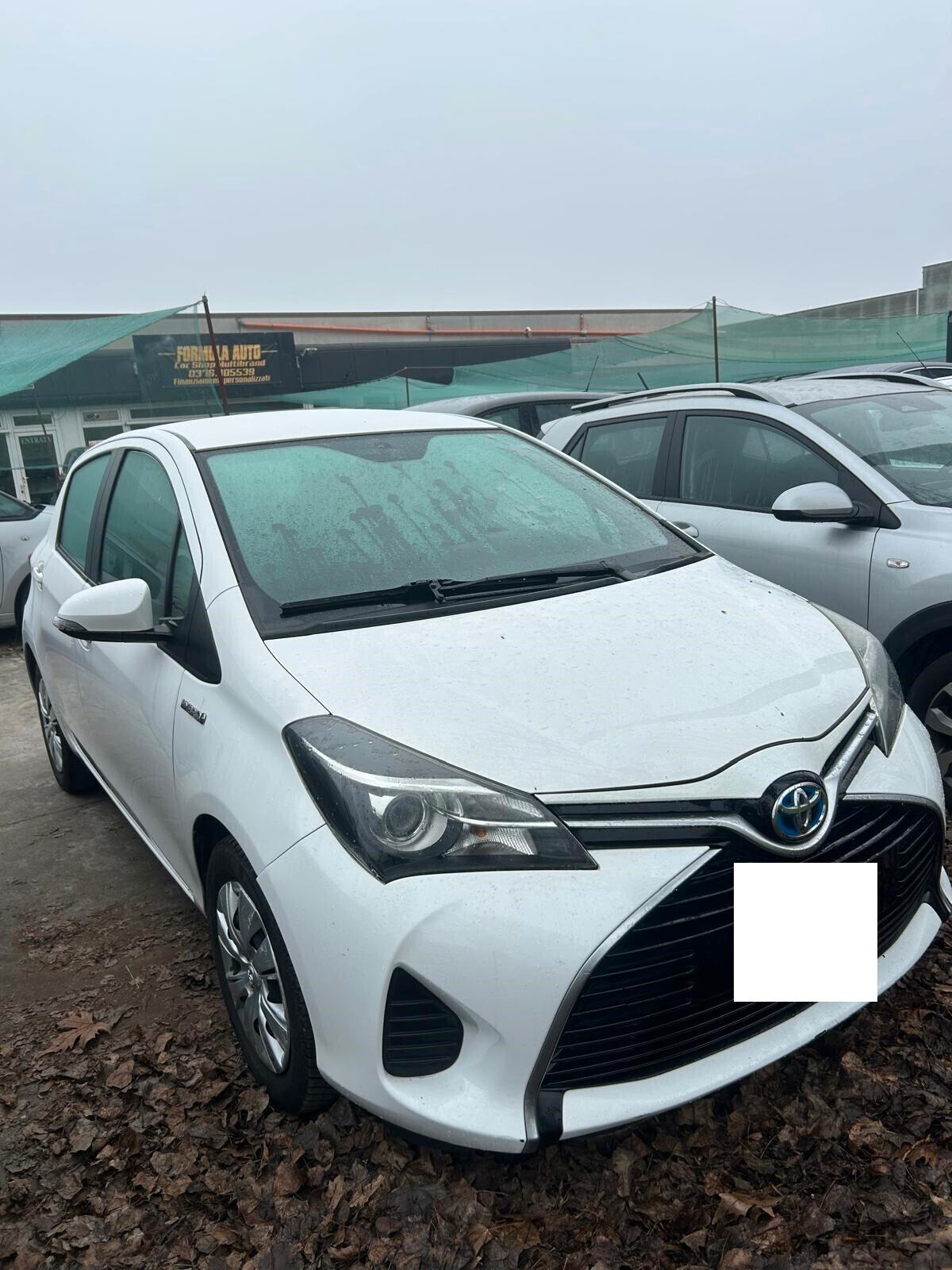 Toyota Yaris 1.5 Hybrid 5 porte Cool OK NEO PATENTATI