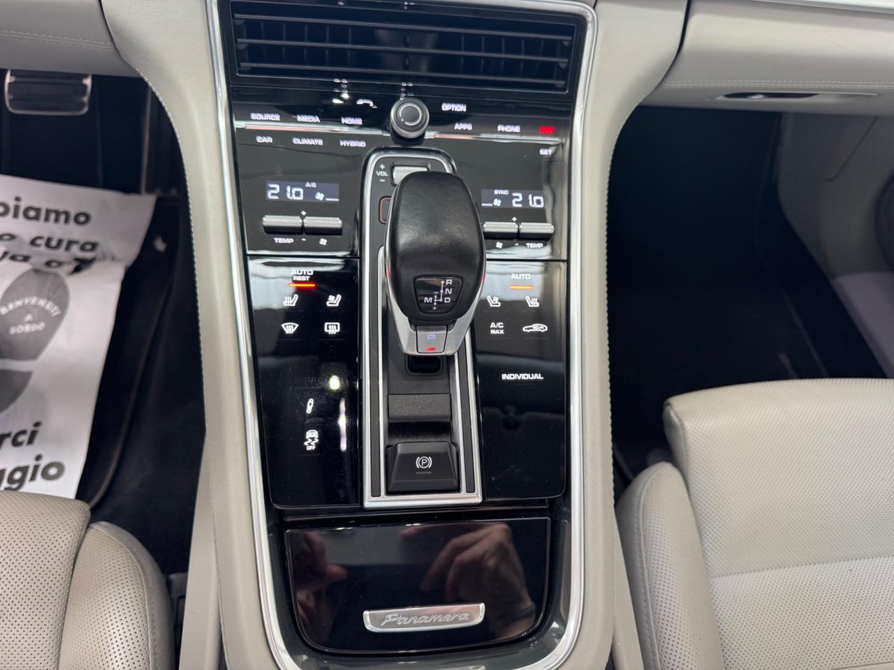 Porsche Panamera 4.0 Turbo S E-Hybrid Sport Turismo Full Opt