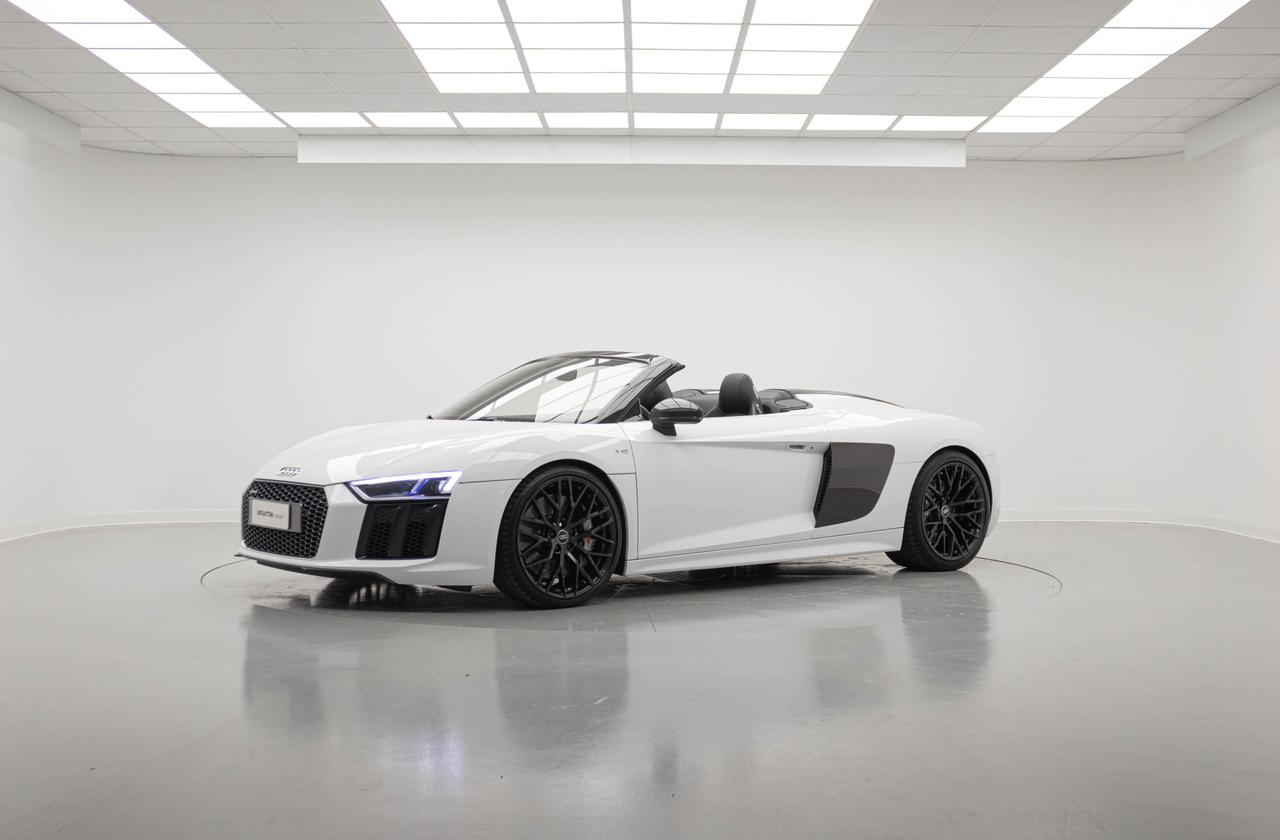 AUDI R8 SPYDER 5.2 FSI QUATTRO S TRONI