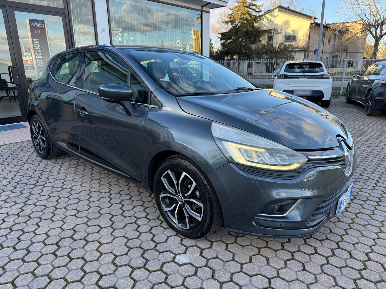 Renault Clio dCi 8V 110CV Start&Stop 5 porte Energy Intens