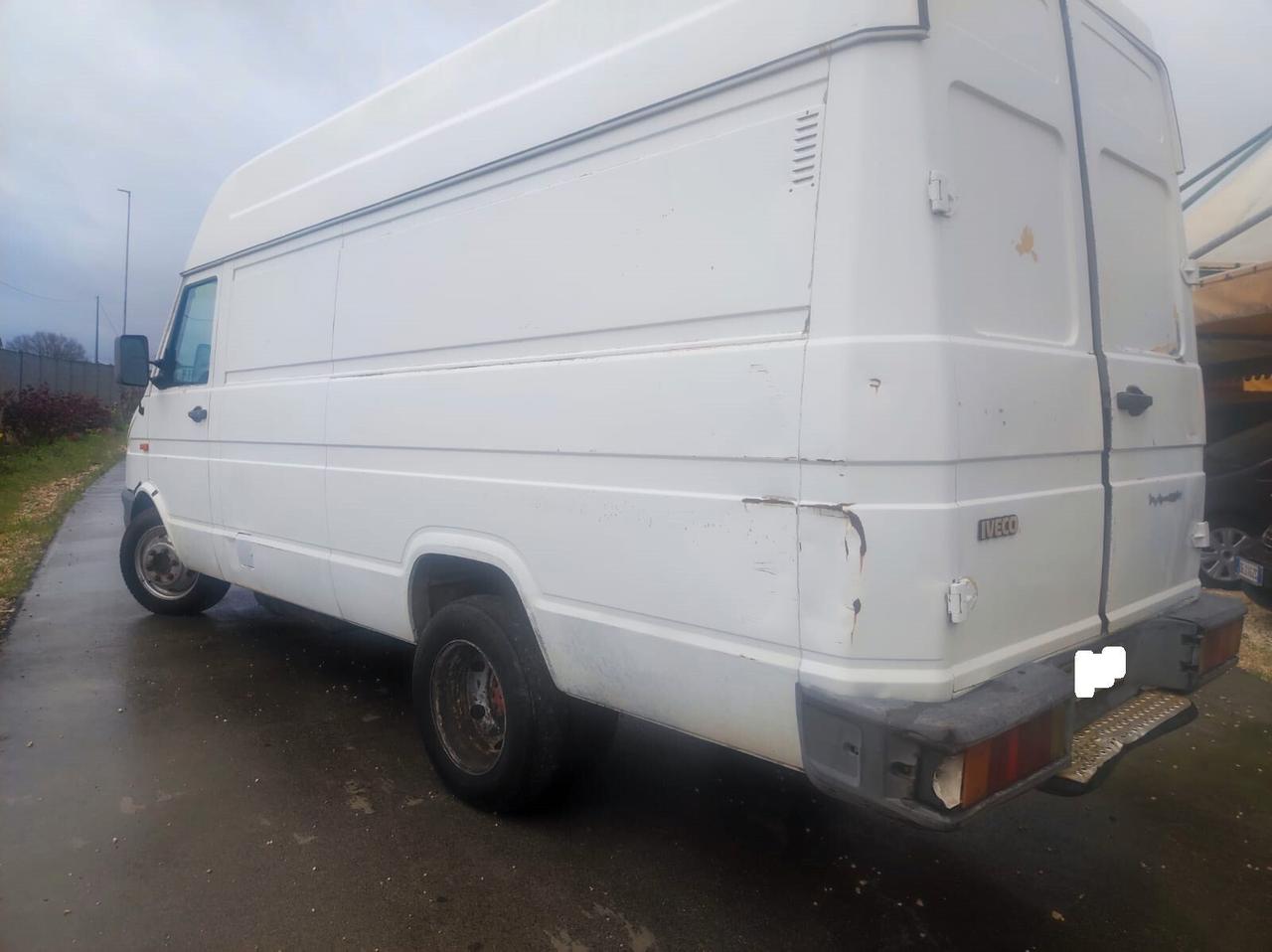 IVECO DAILY 35 10 D 2.5