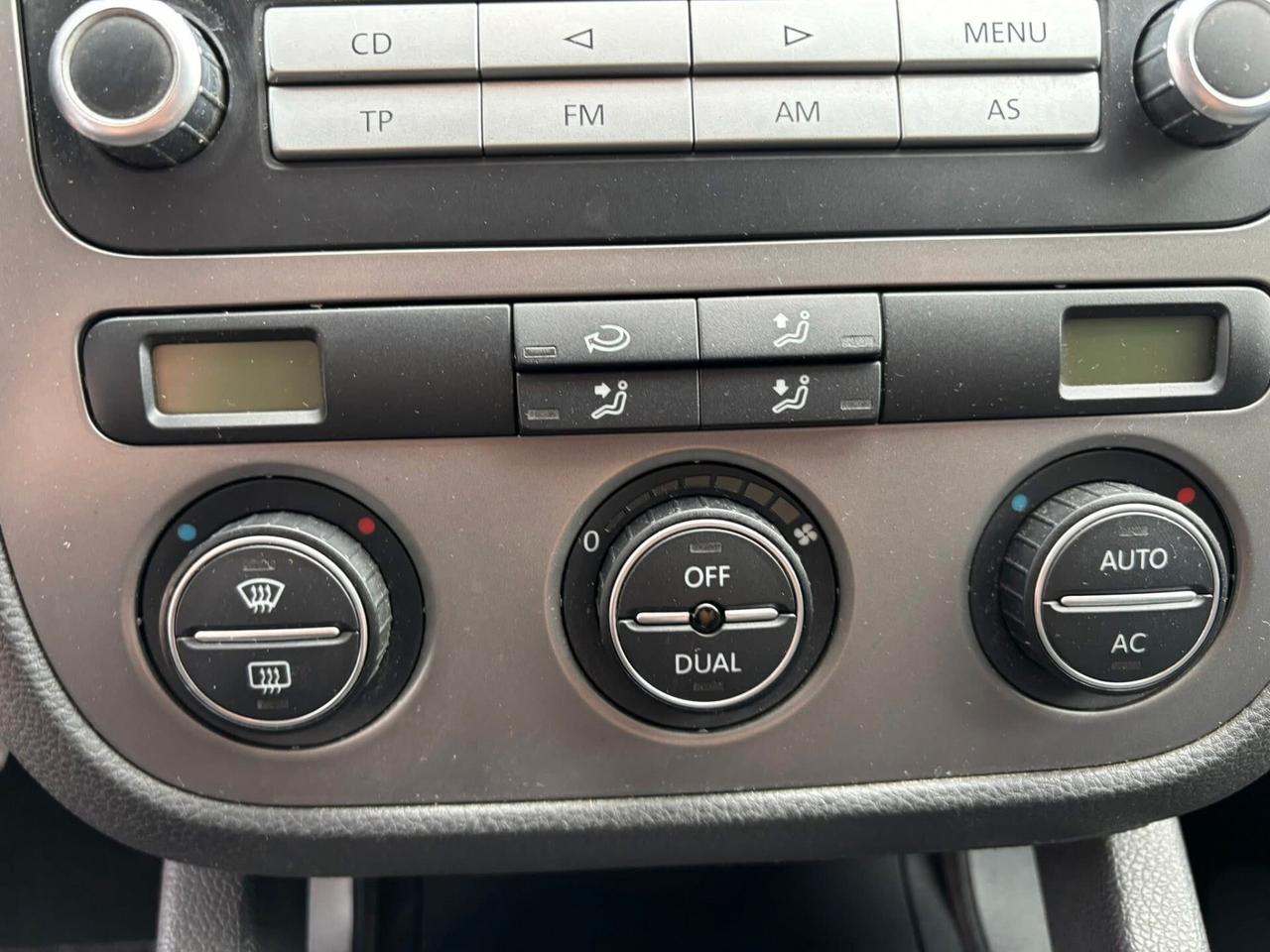 Volkswagen Golf 1.6 5p. United BiFuel NEOPATENATI