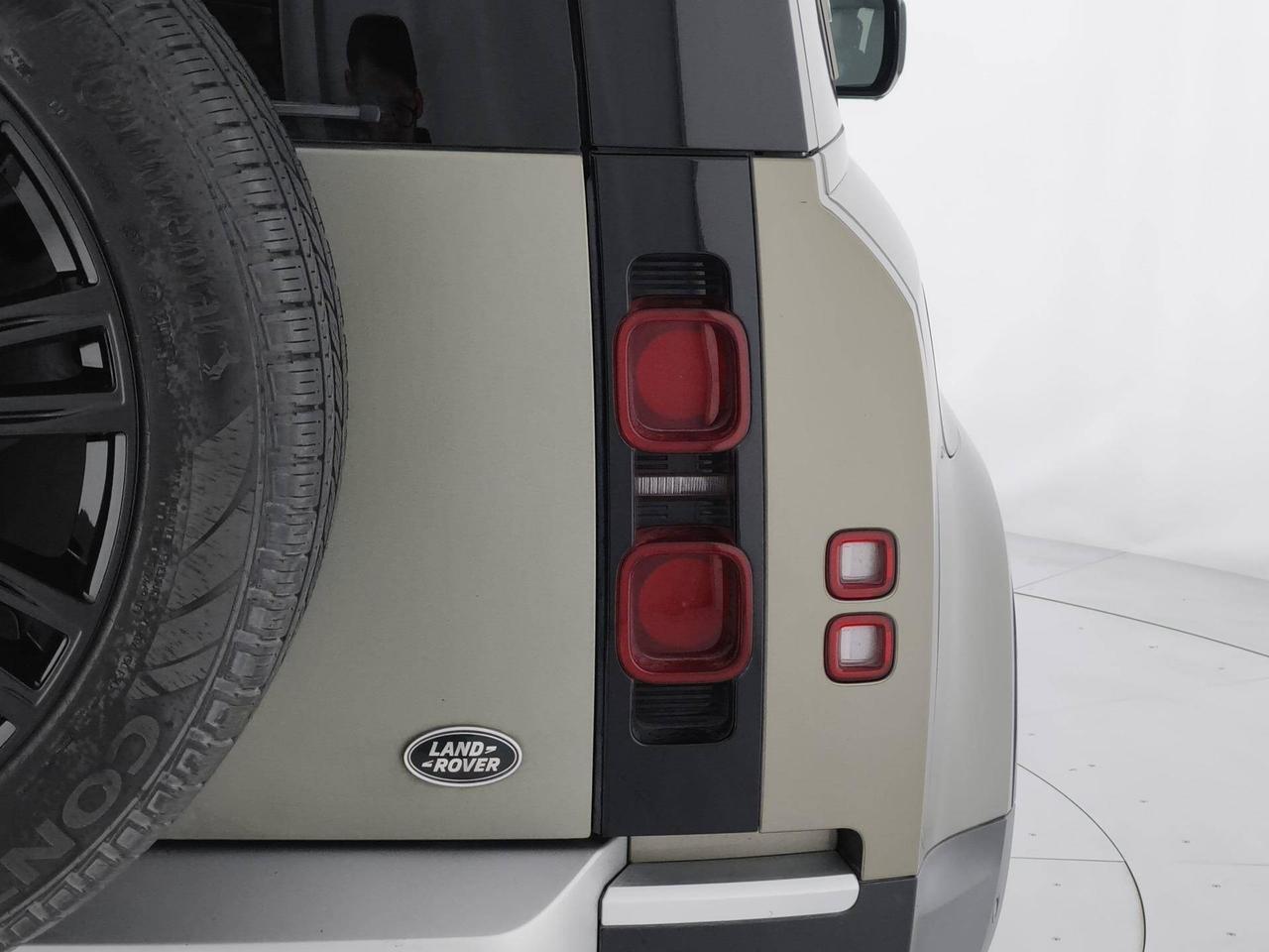 Land Rover Defender 90 3.0d i6 mhev First Edition awd 250cv 6