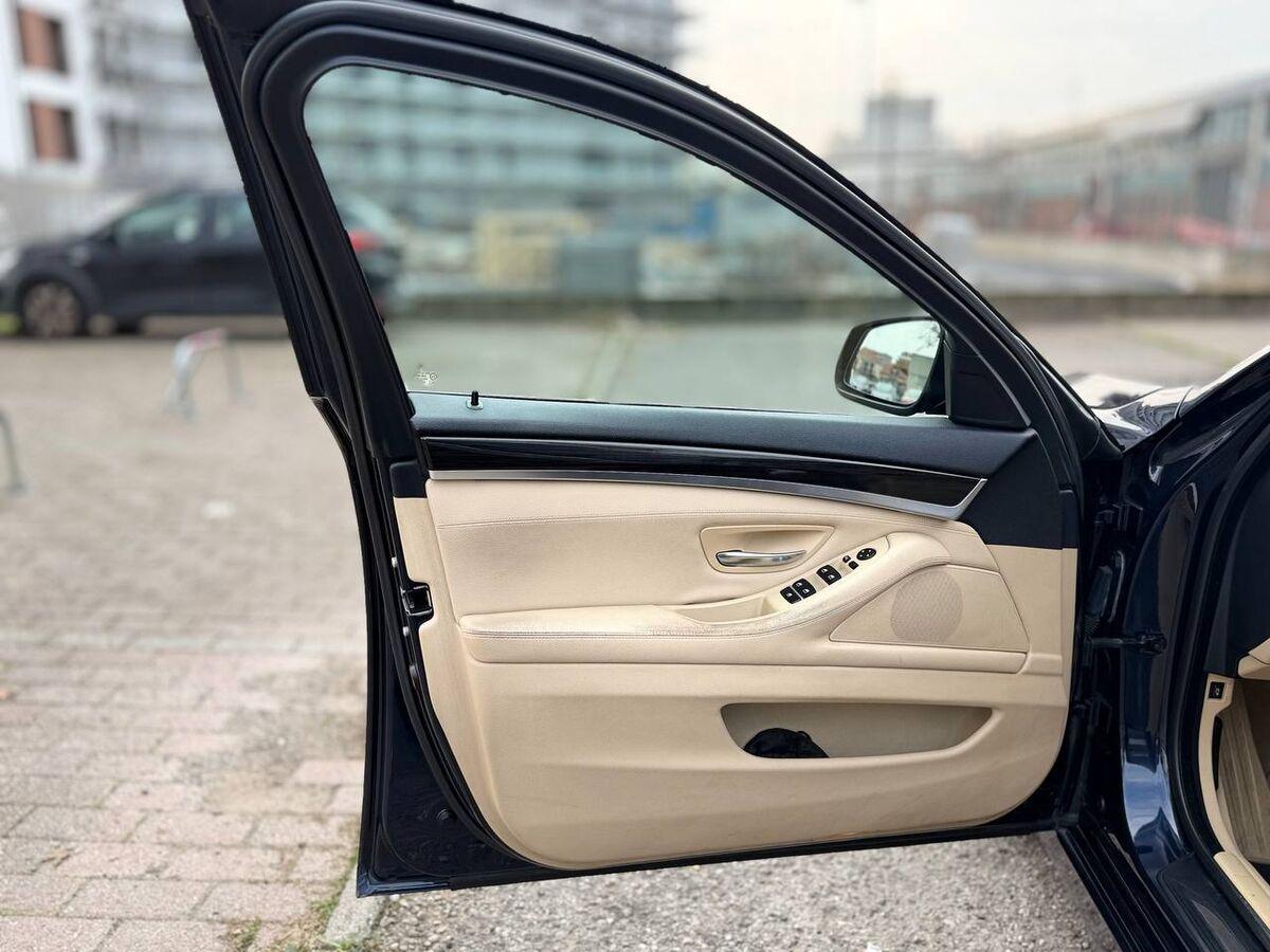 BMW Serie 5 530d Futura