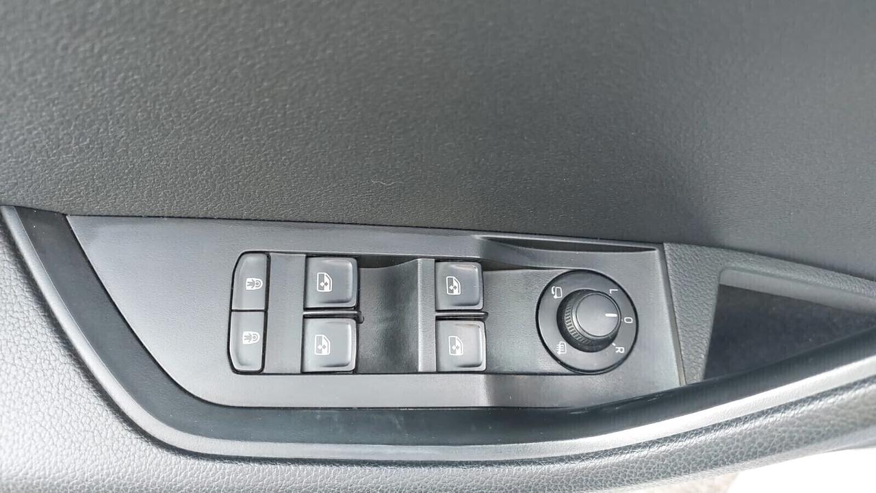 Skoda Superb 1.6 Cambio Automatico Neopatentati