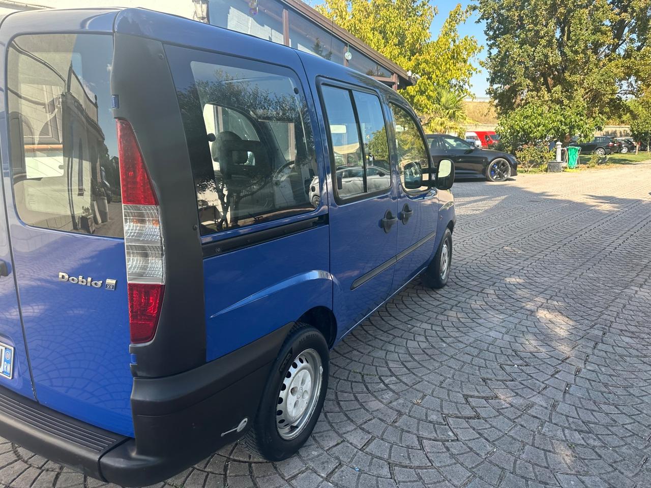 Fiat Doblo 1.2i cat ELX 5 POSTI GPL. IDONEA PER NEOPATENTATI UNICO PROPRIETARIO PERMUTABILE