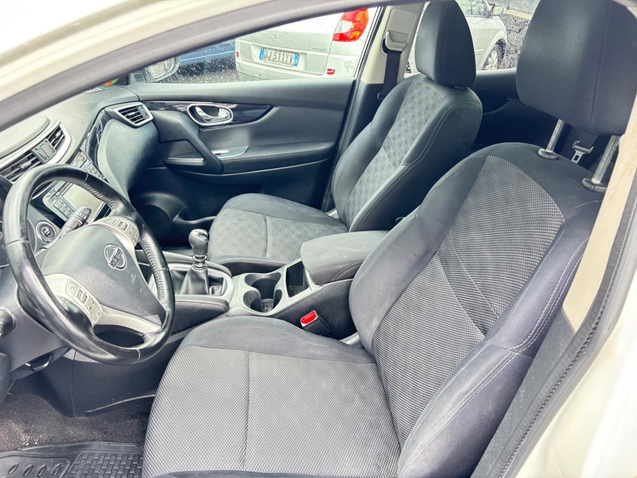 Nissan Qashqai 1.5 dCi N connecta