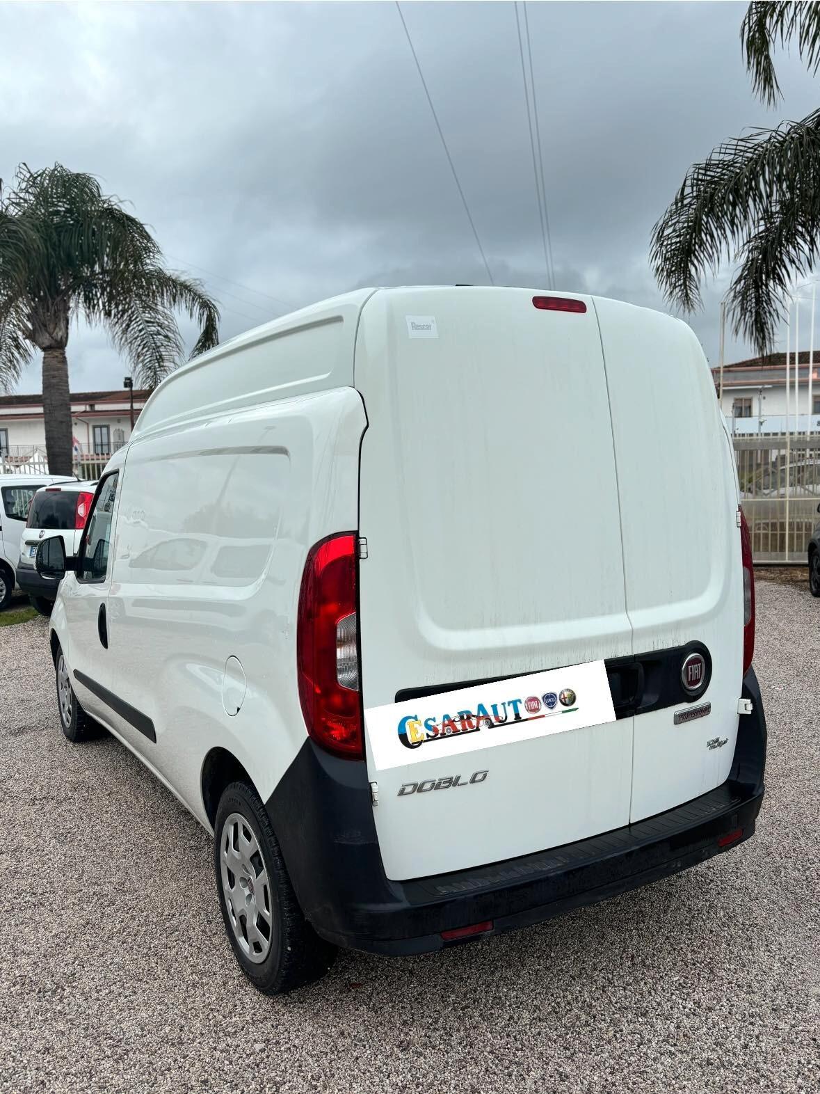 Fiat Doblò Tetto Alto con SPONDA CARICATRICE
