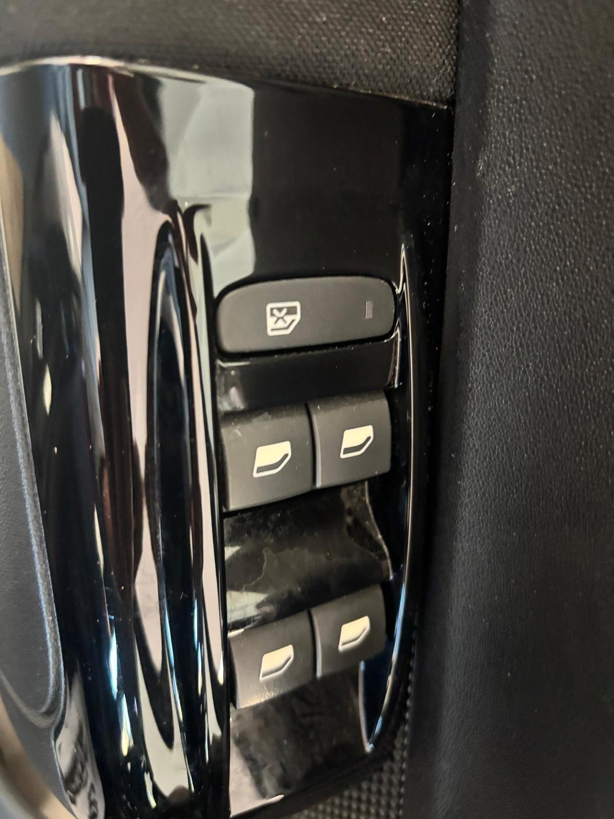 CITROEN C3 ANNO 2017 DS 1.6 HDI ADATTA NEOPATENTATI KM 97 MILA