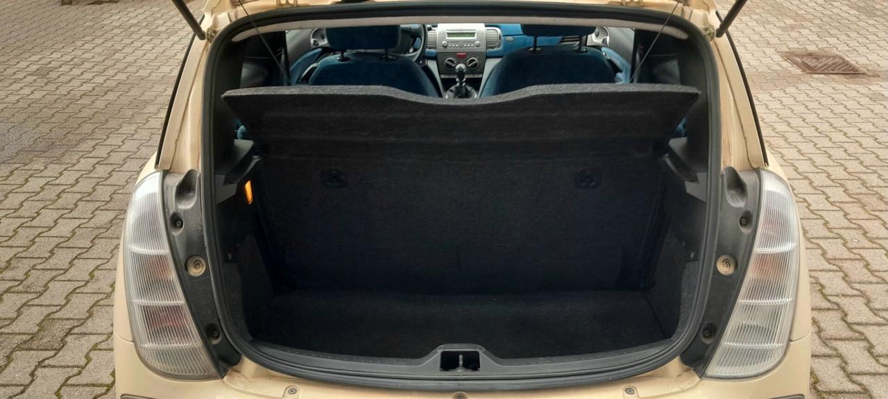 Lancia Ypsilon 1.2 Argento NeopatentatiOK