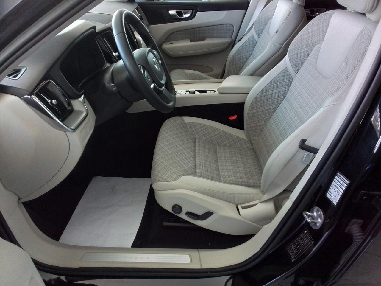 Volvo XC60 B4 197cv AWD Automatico Core