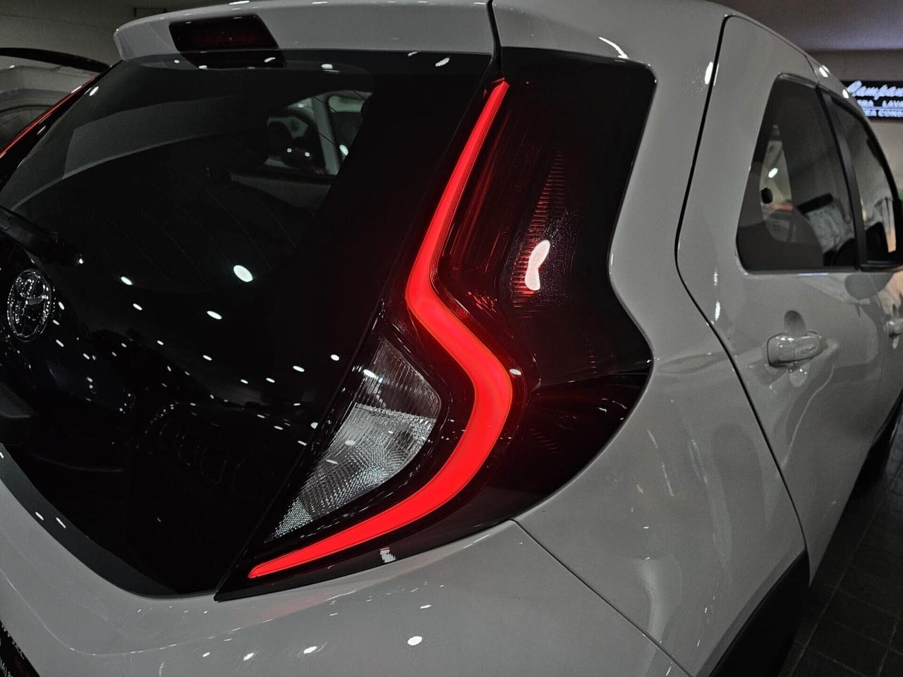 Toyota Aygo X 1.0 VVT-i 72 CV 5 porte lounge S-CVT