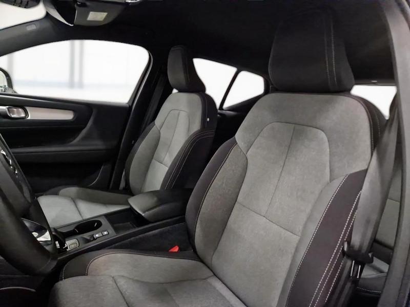VOLVO XC40 T4 Recharge Plug-in auto Core