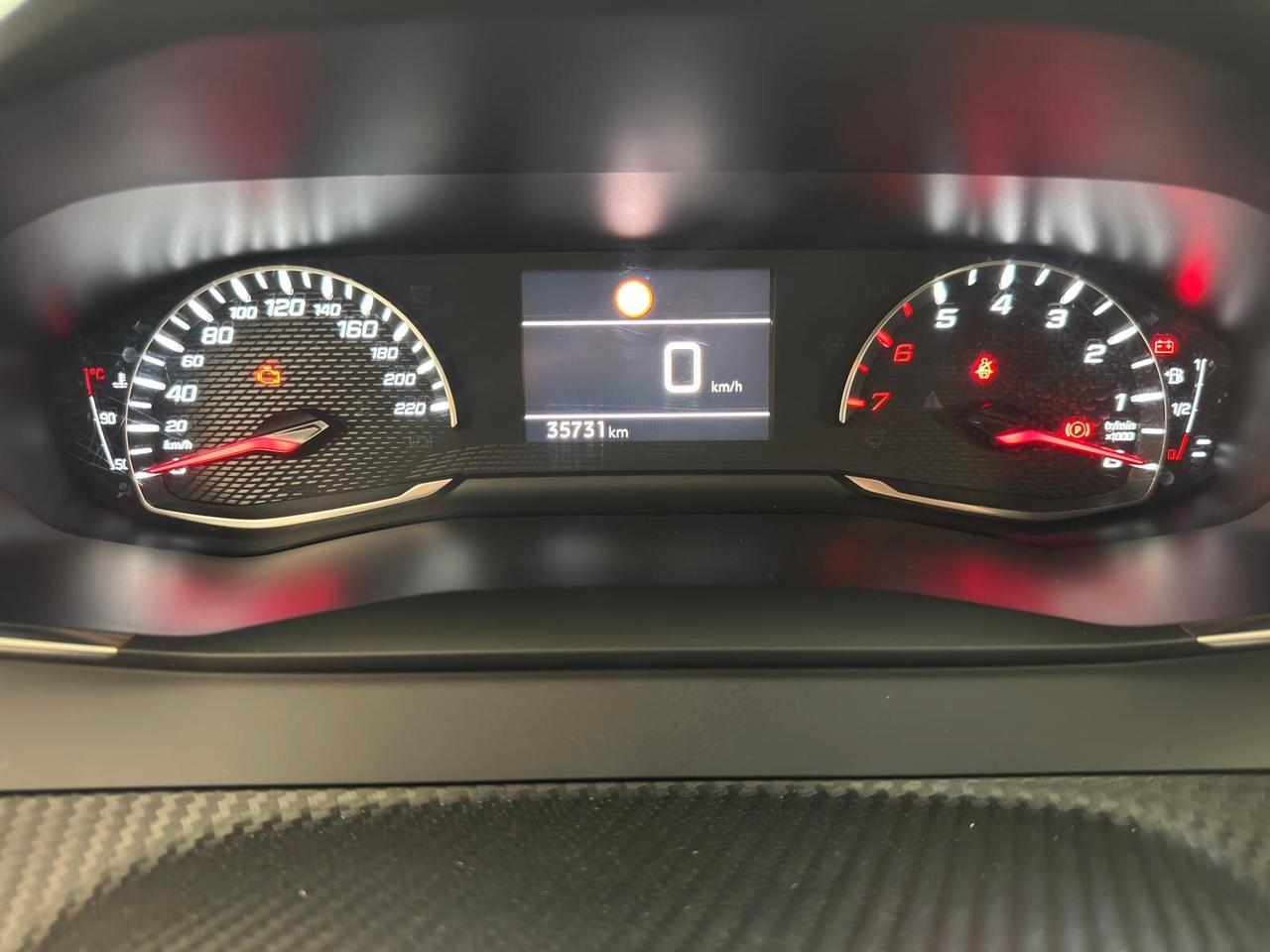 Peugeot 2008 PureTech 100 S&S Active Pack