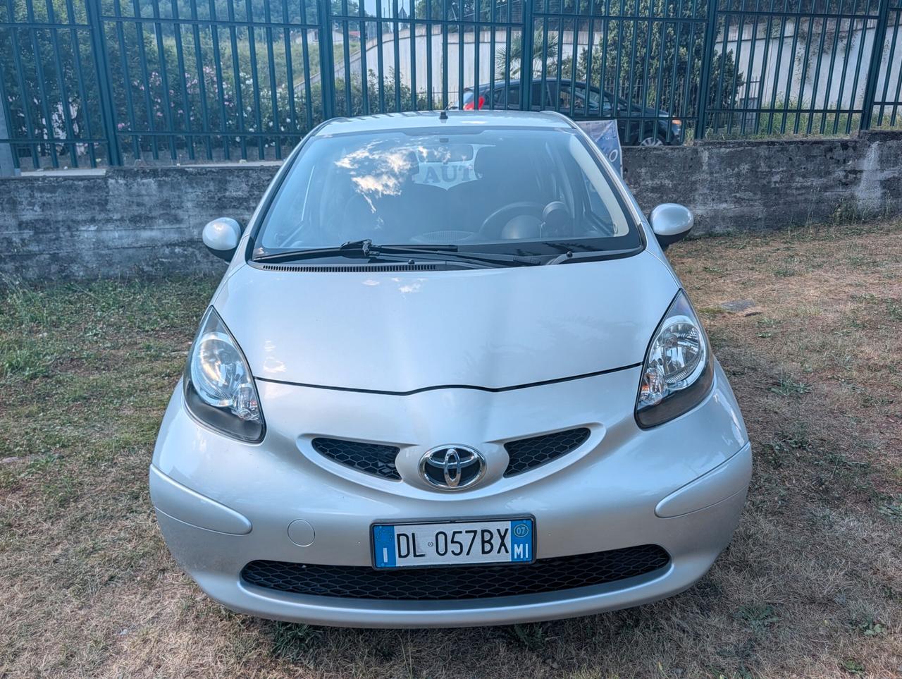 Toyota Aygo 1.0 12V VVT-i 5 porte Sol