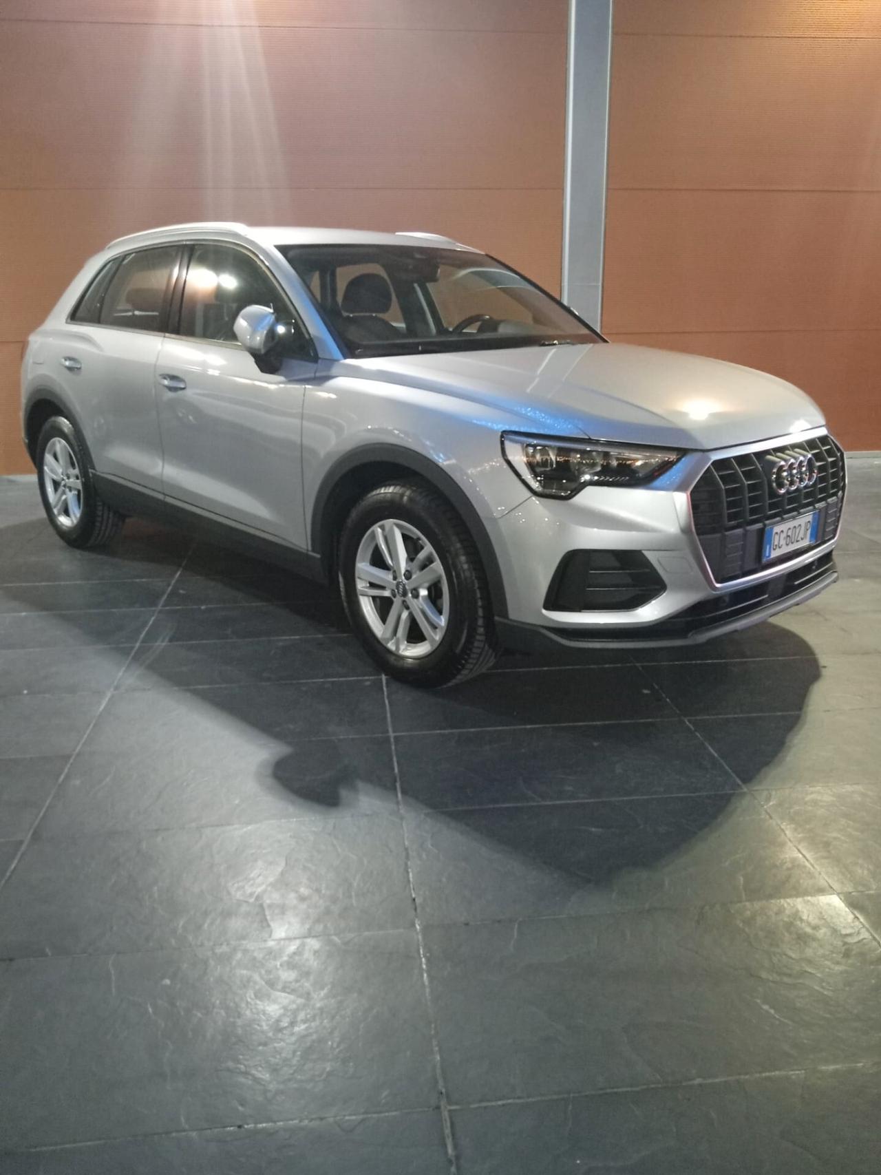 Audi Q3 35 TDI S tronic - 87.249 km