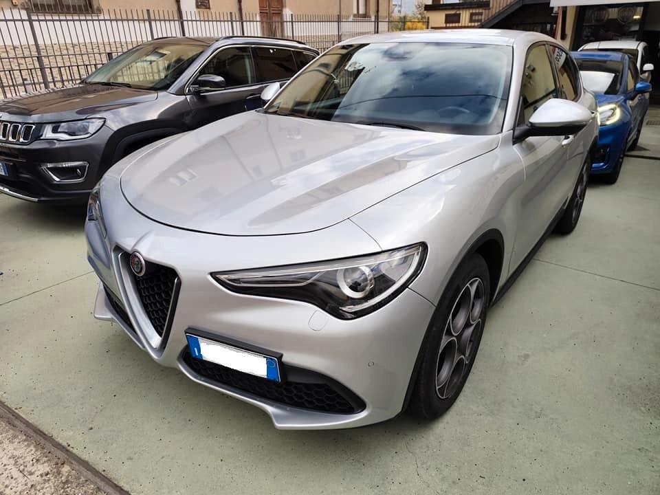 Alfa Romeo Stelvio 2.2 Super Red Edition 160cv - 2021