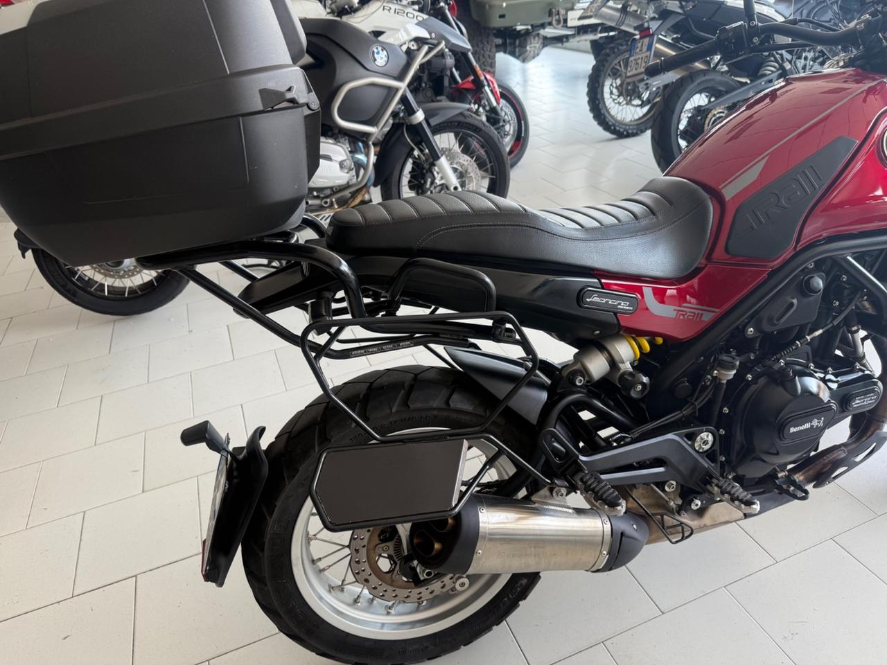 Benelli Leoncino 500 Trial