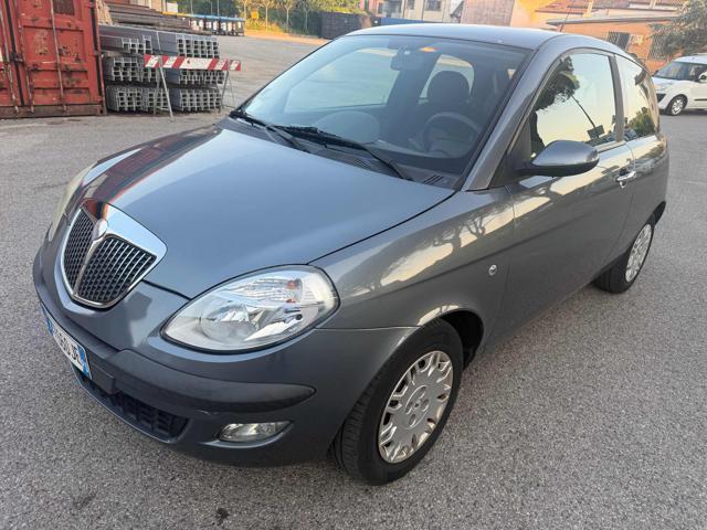 LANCIA Ypsilon 1.2 senza nessun lavoro da fare