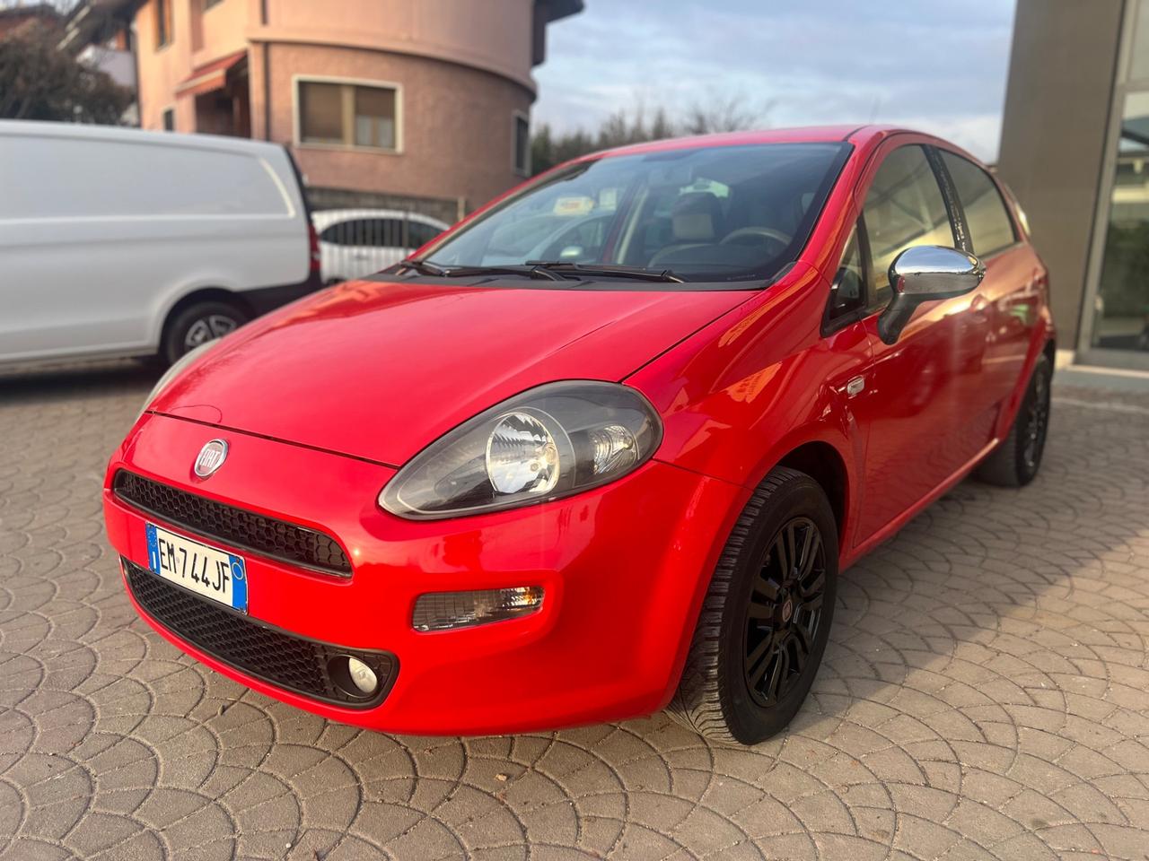 Fiat Punto 1.2 benz per NEOP - GARANZIA 12 MESI