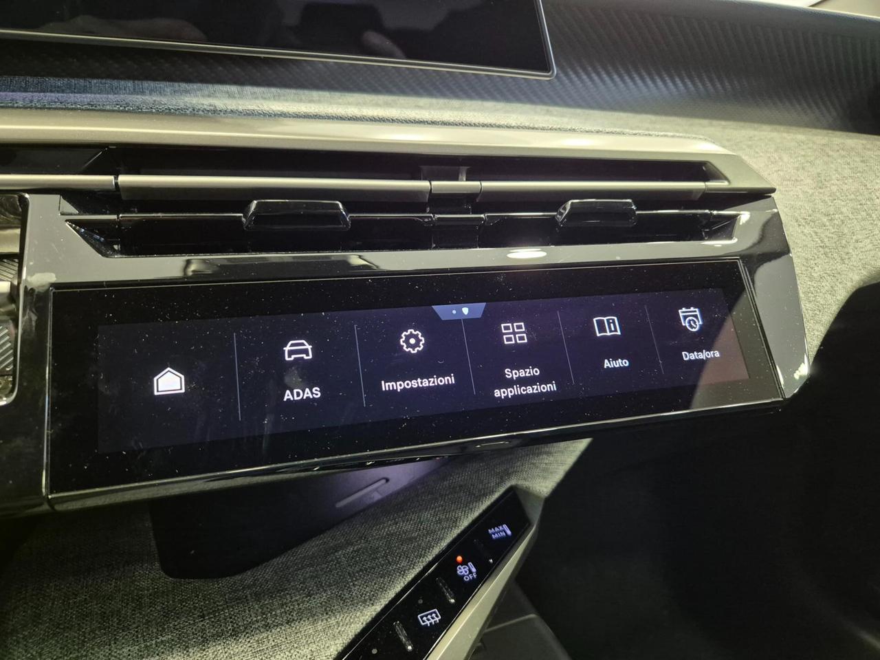 Peugeot 3008 1.2 hybrid Allure 145cv e-dcs6 IN PROMO