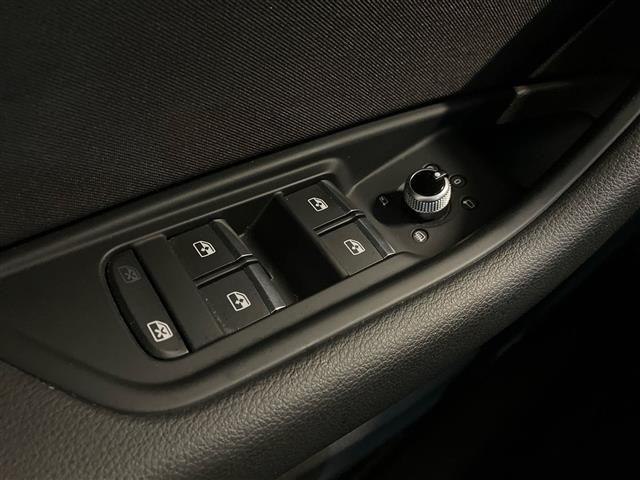 AUDI A4 Avant 30 2.0 TDI mHEV 136cv Business Advanced S