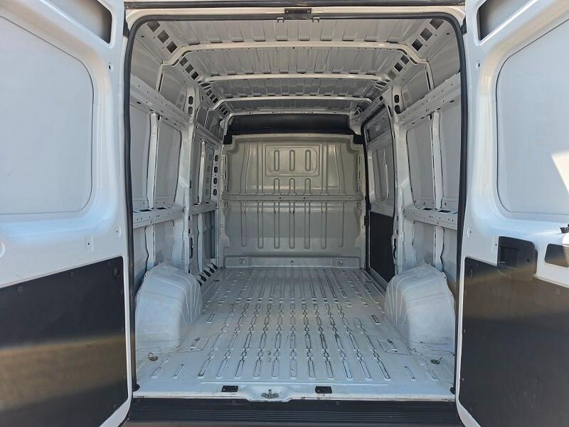 FIAT Ducato 33Q 2.2 MJ-3 140 MH2 TOUCH 5 PARK 2024