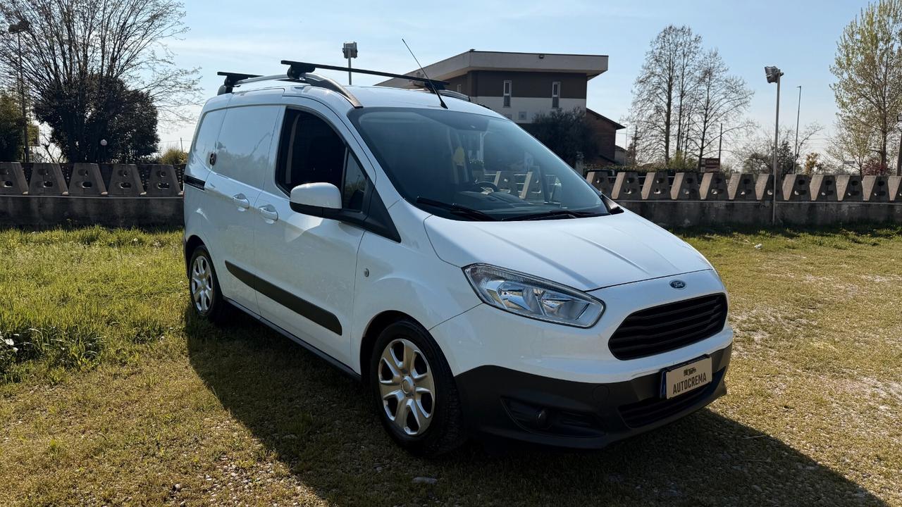 FORD TRANSIT COURIER TREND