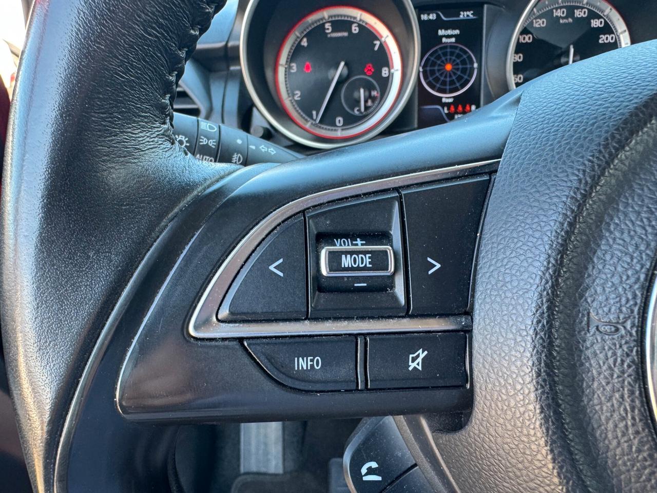 SUZUKI SWIFT 1.2cc Mild Hybrid 83cv Top