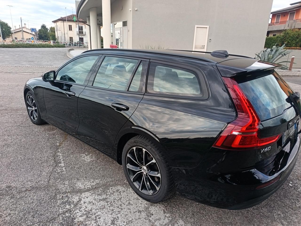 Volvo V60 D3 Business Plus 2019