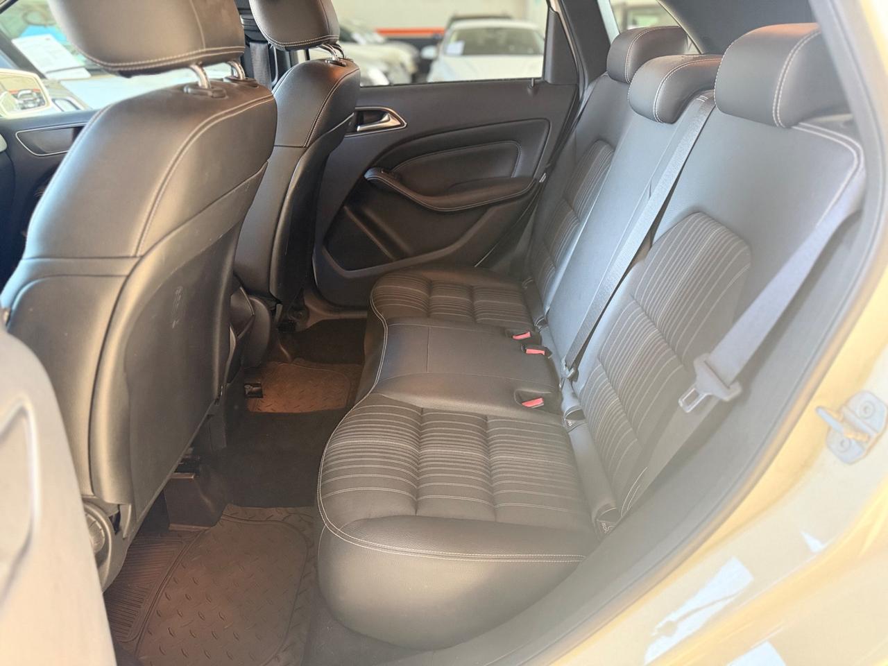 Mercedes-benz B 200 180 CDI Automatic Premium NEOPATENTATI