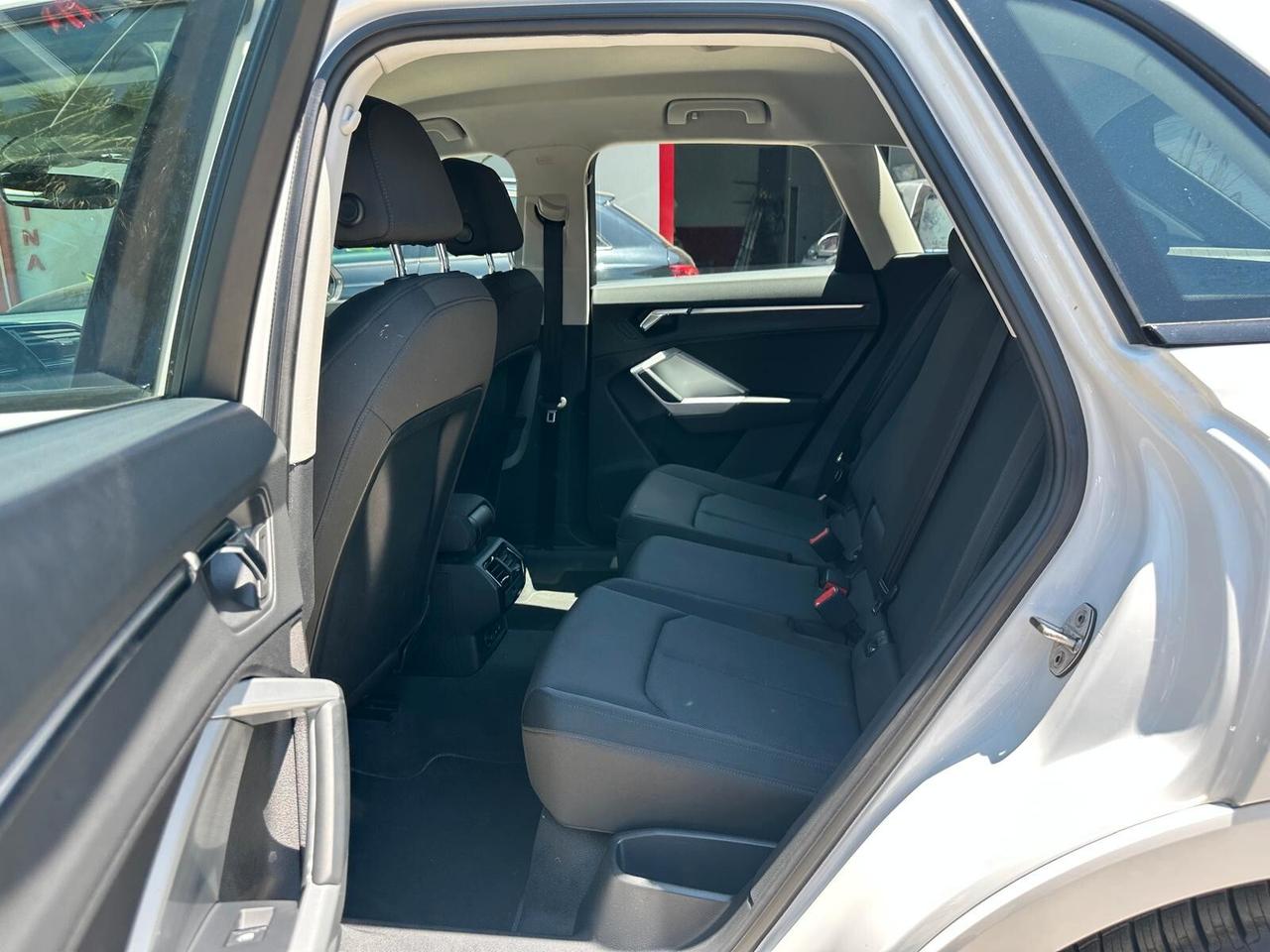 Audi Q3 35 TDI S tronic