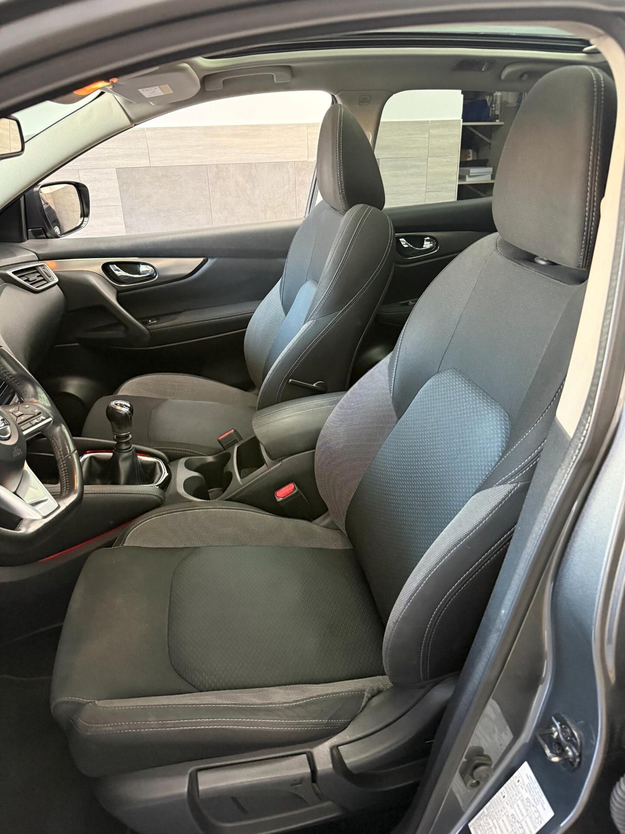 Nissan Qashqai 1.5 dCi Visia